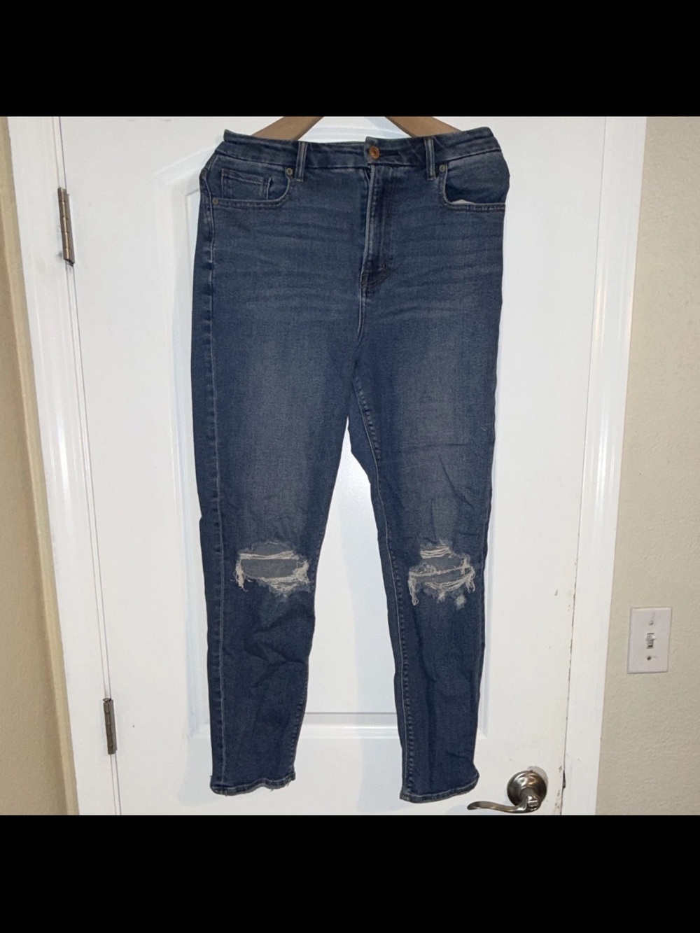American Eagle Outfitters Dark Blue Distressed Skinny Jeans